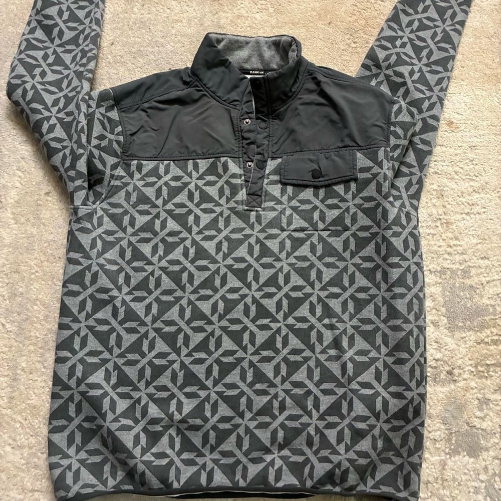 Rank 45 Boot Barn Sweater Size Medium